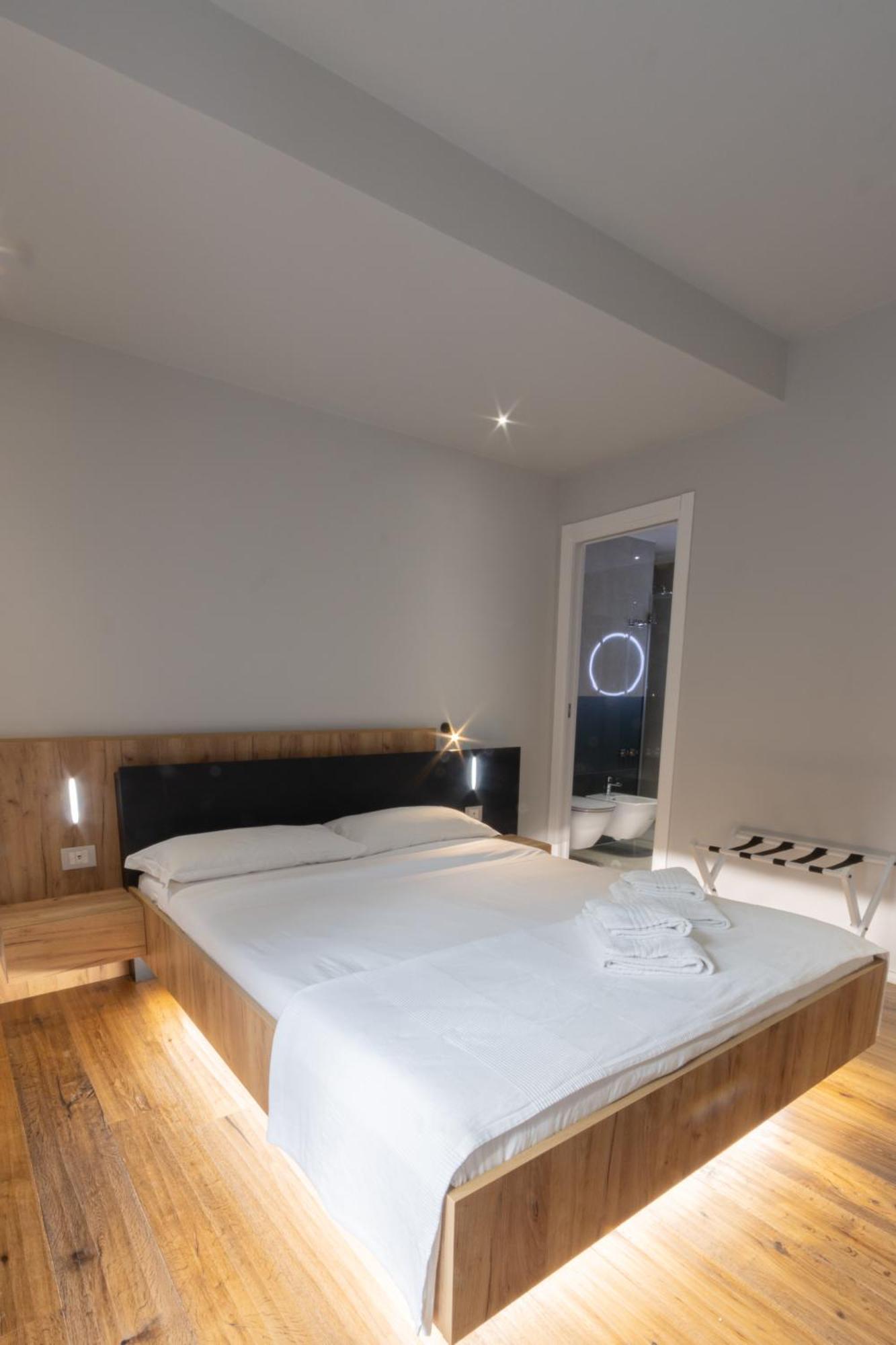Taormina Boutique Rooms Exterior photo